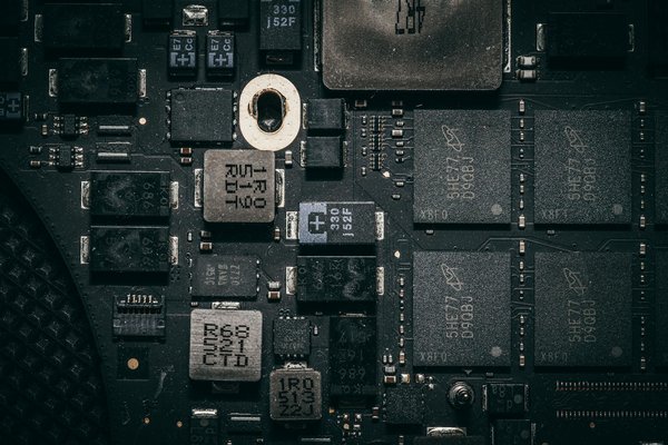 Quels sont les avantages de l'utilisation de l'analyse de big data pour la prise de décision dans les entreprises?