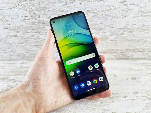 Comment concevoir des missions immersives et diversifiées dans un jeu d'espionnage?